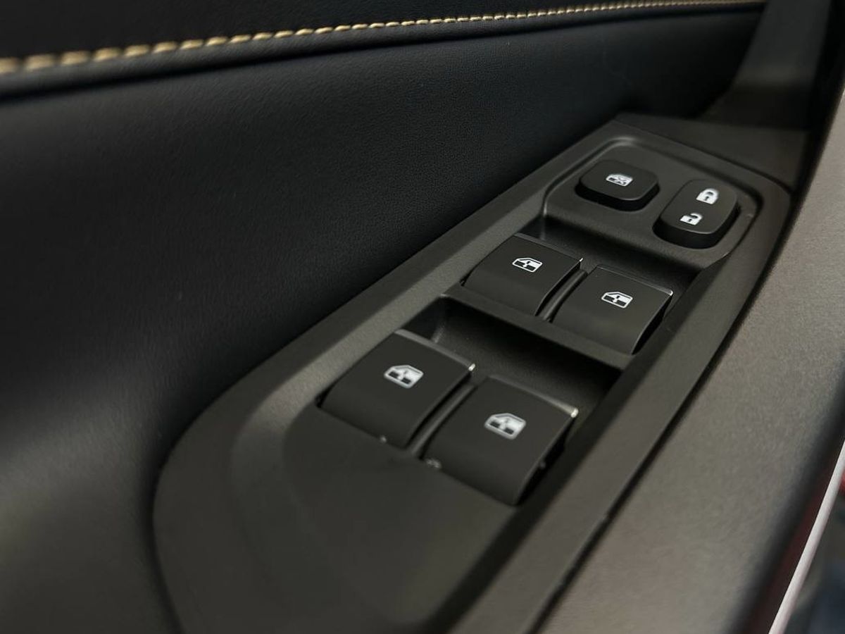 Москвич 3 2025 3