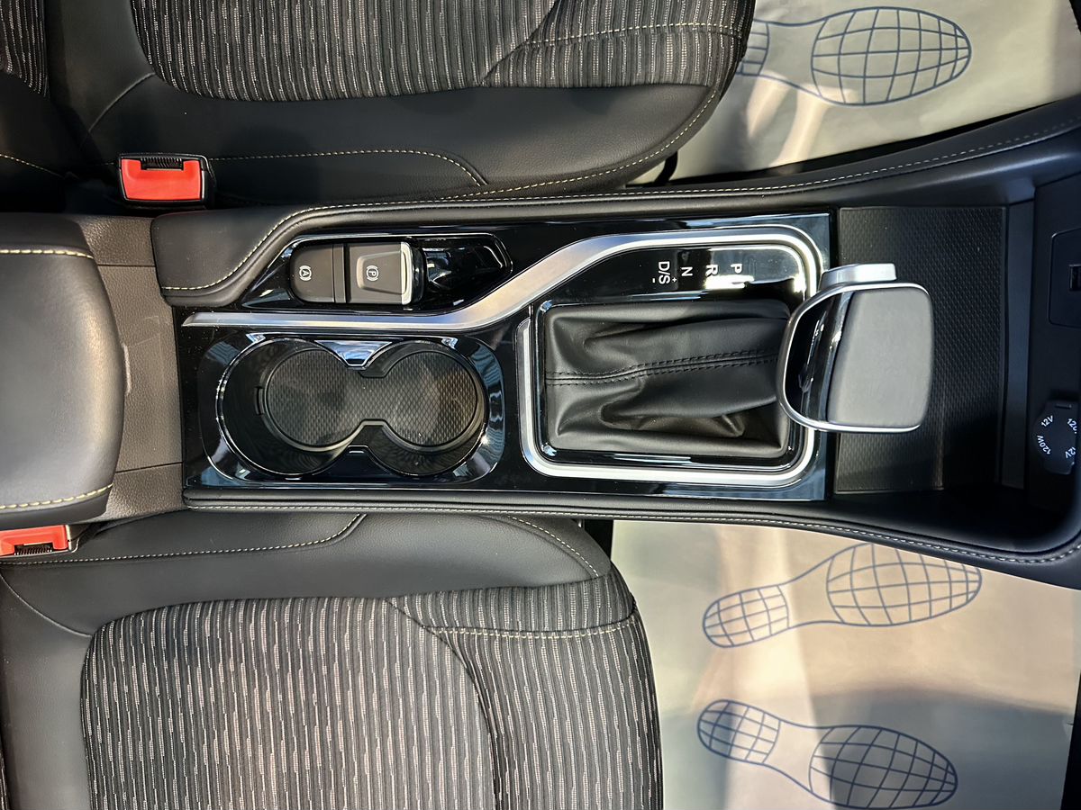 Москвич 3 2025 10