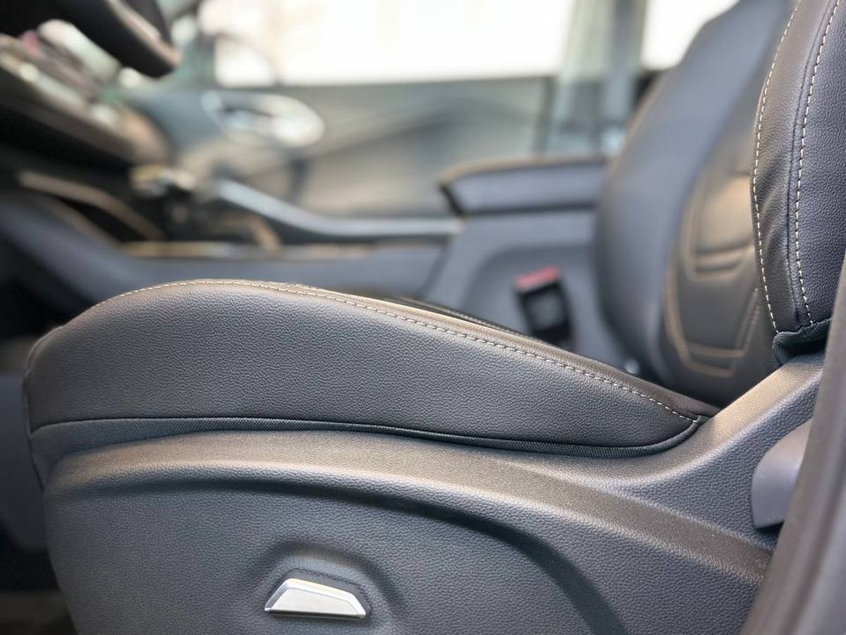 Москвич 3 2025 6