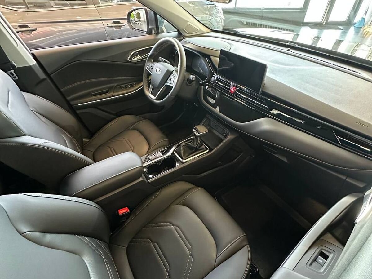 Москвич 3 2025 9