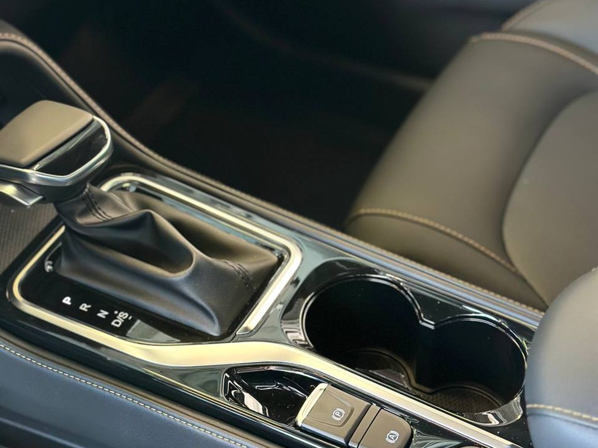 Москвич 3 2025 9