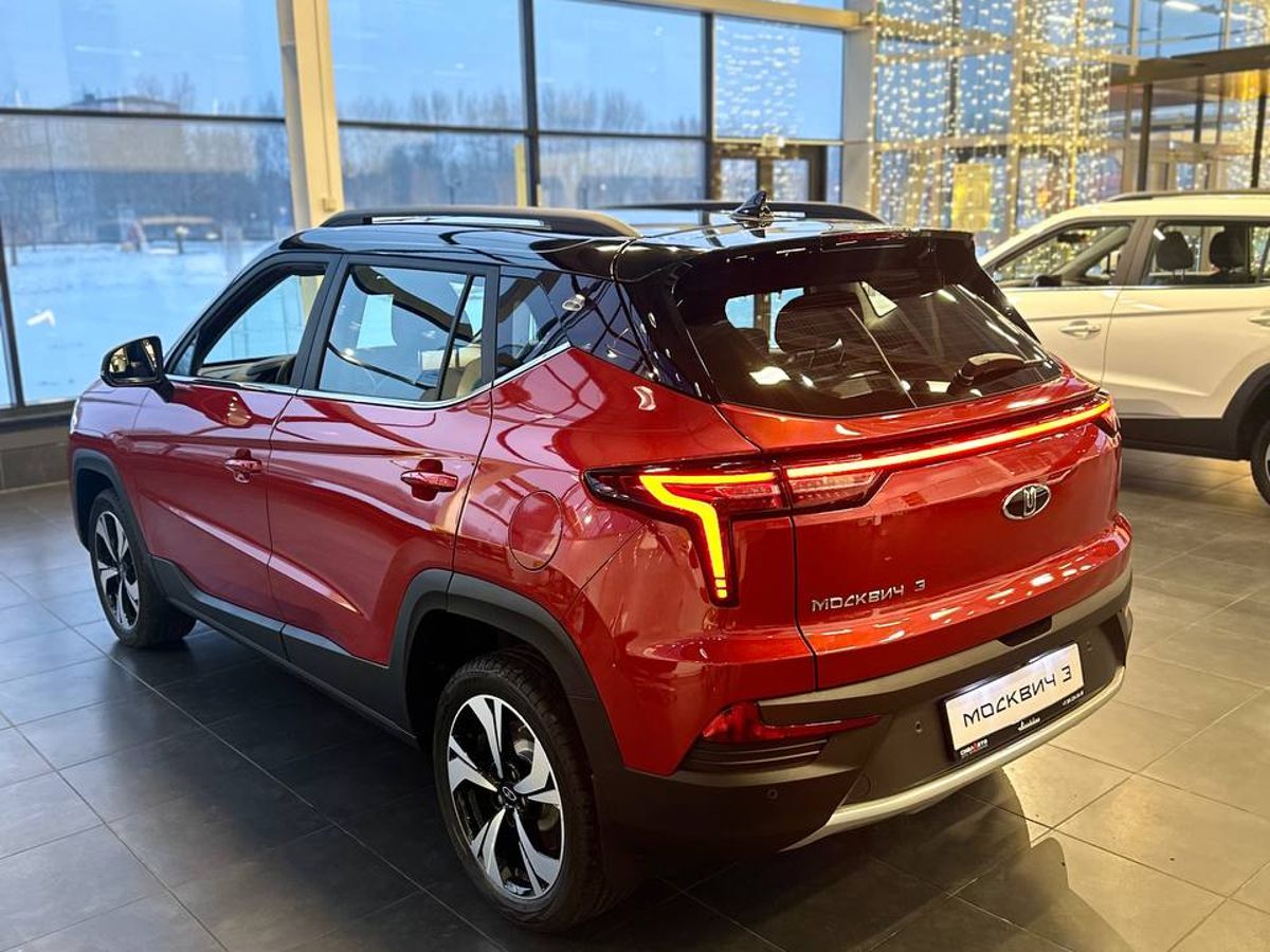 Москвич 3 2025 7