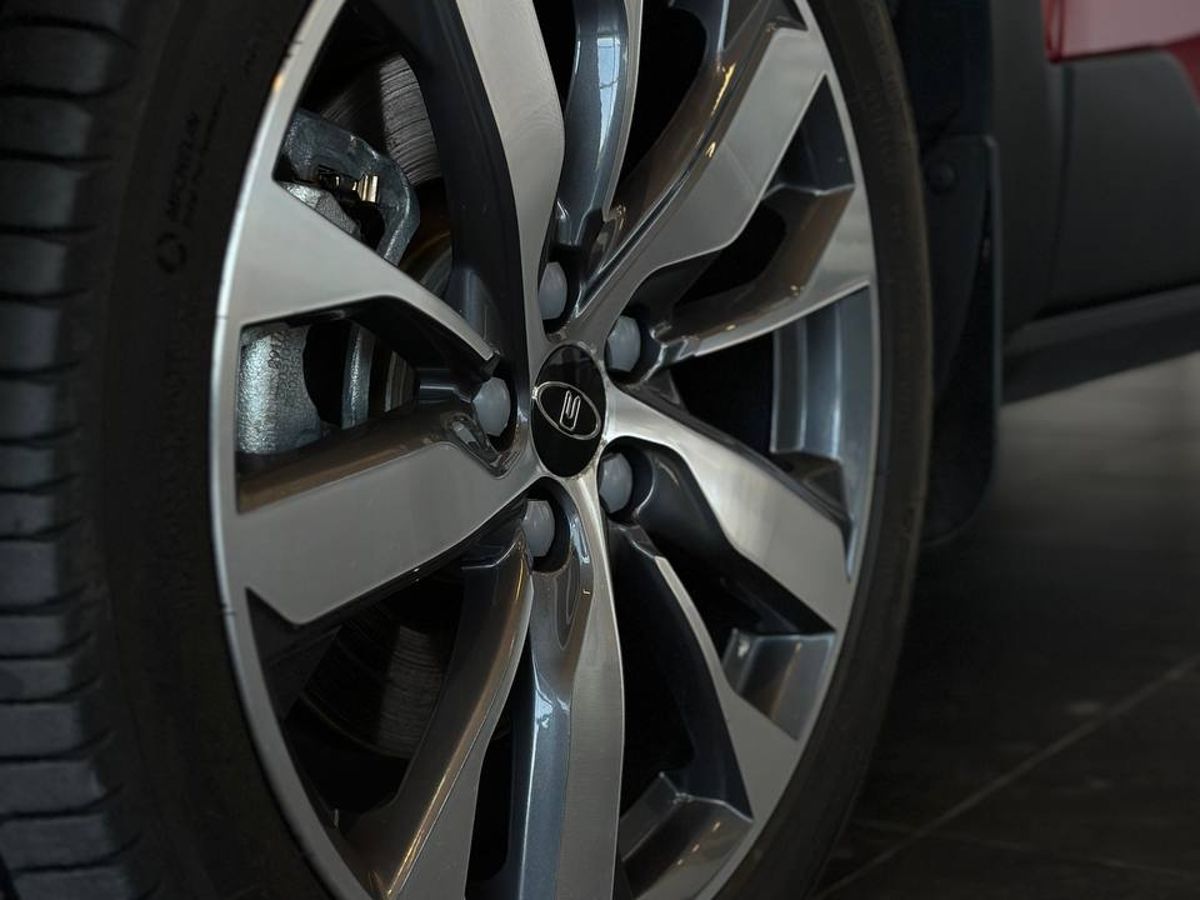 Москвич 3е 2023 10