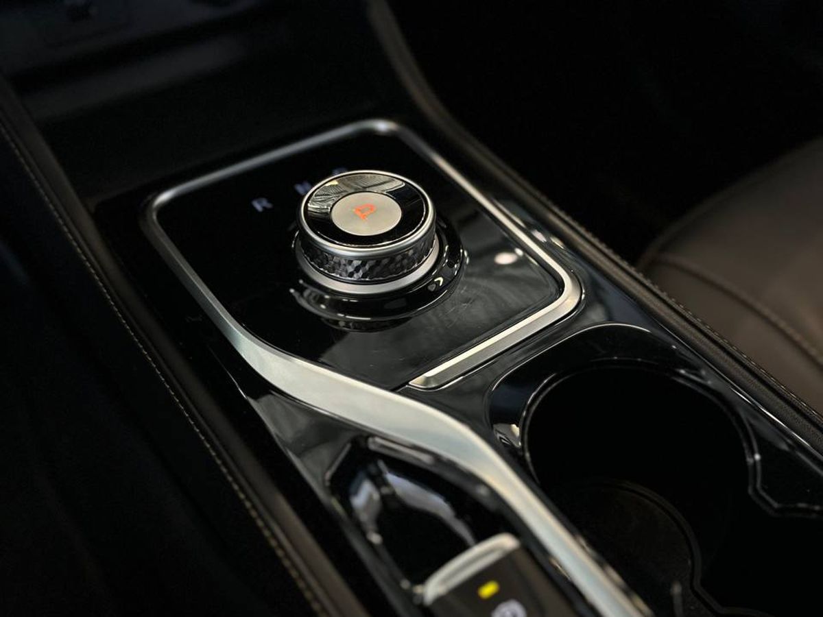 Москвич 3е 2023 4