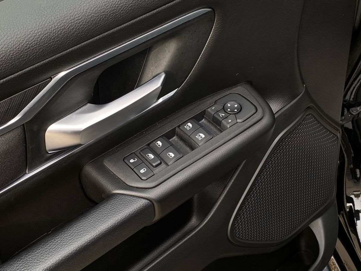 Ram 1500 - фото 16