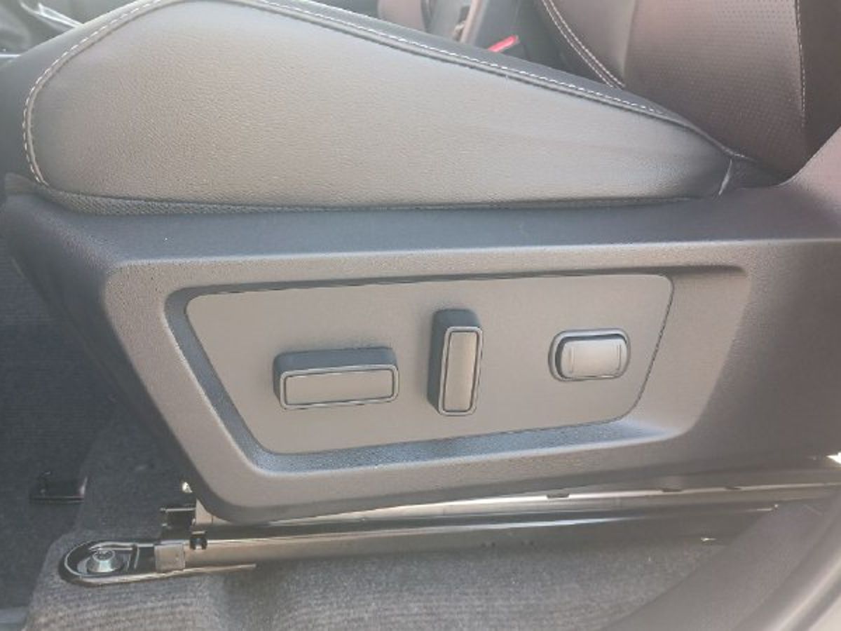 Mitsubishi L200 - фото 18