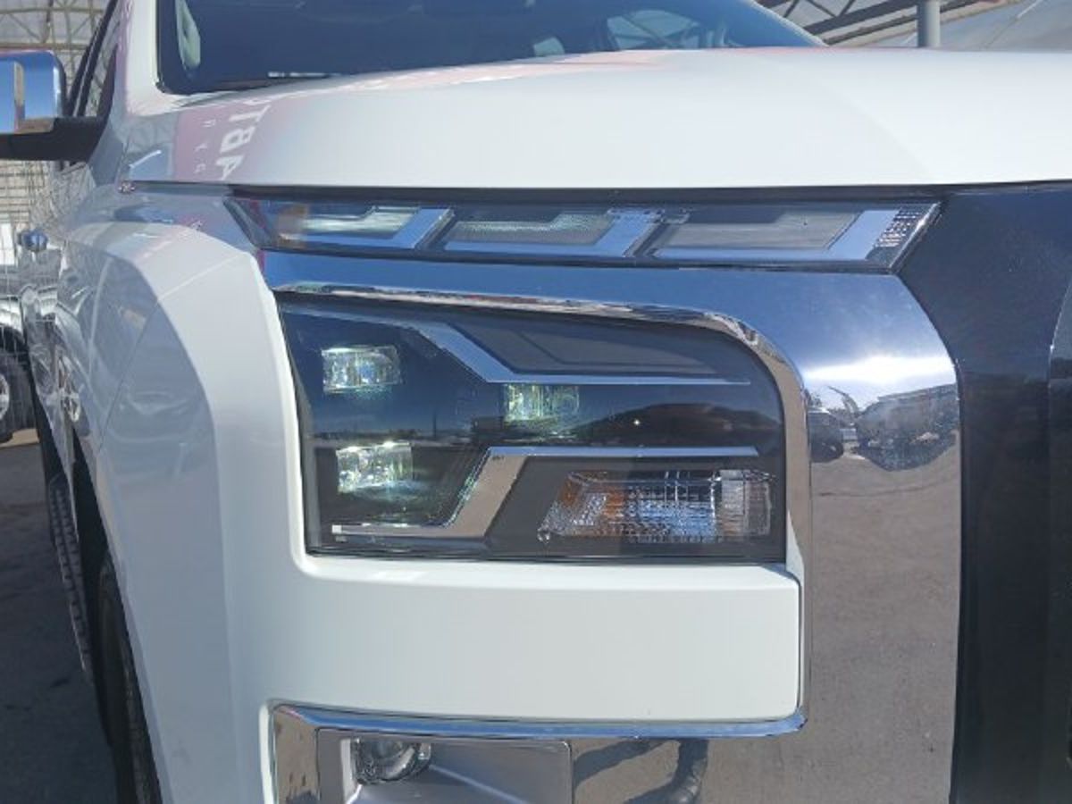 Mitsubishi L200 - фото 9