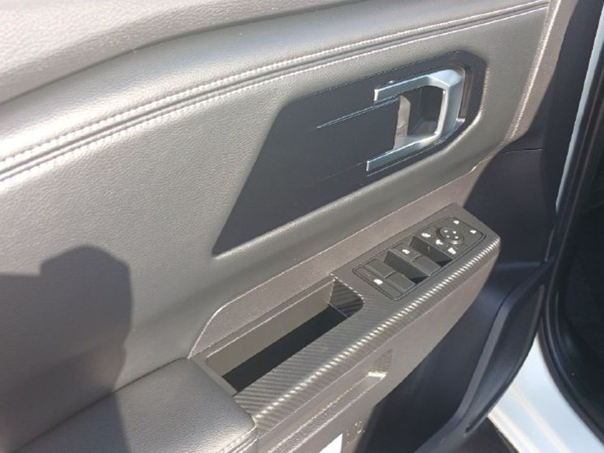 Mitsubishi L200 - фото 11