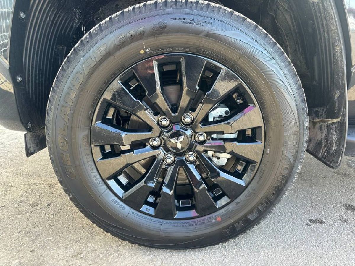 Mitsubishi L200 - фото 25