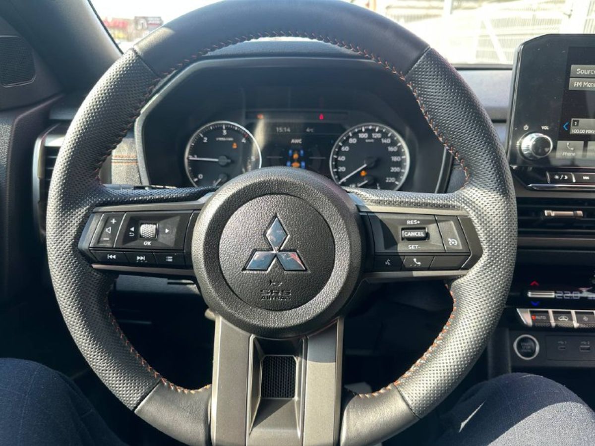 Mitsubishi L200 - фото 31