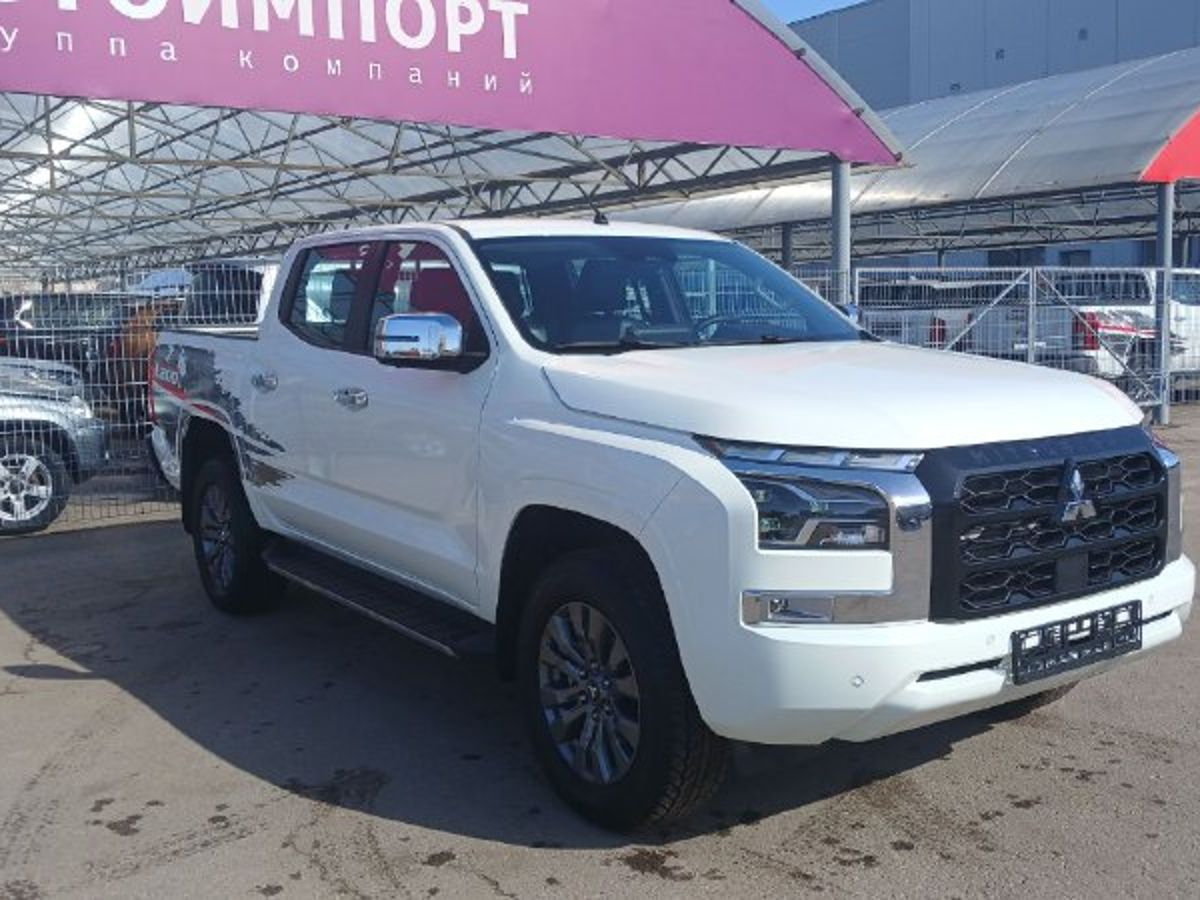Mitsubishi L200 - фото 4
