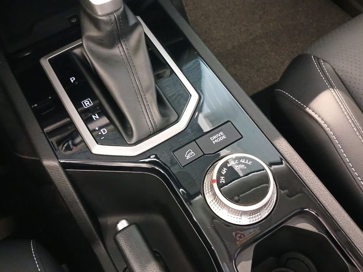 Mitsubishi L200 - фото 18