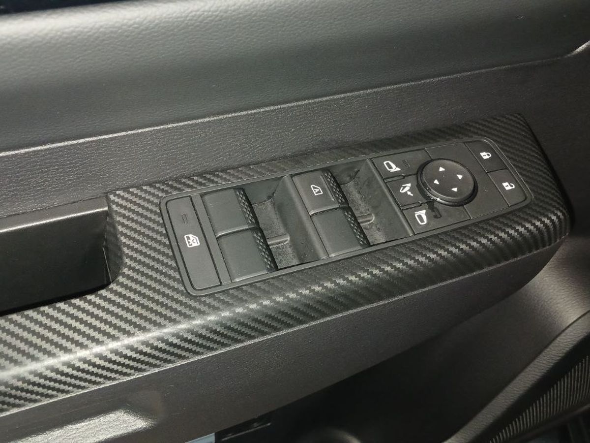 Mitsubishi L200 - фото 9