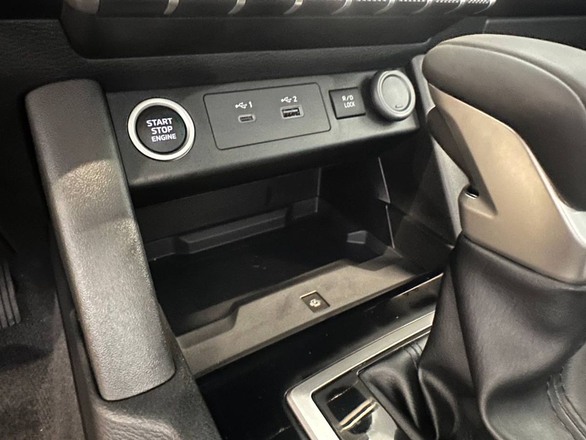 Mitsubishi L200 - фото 15