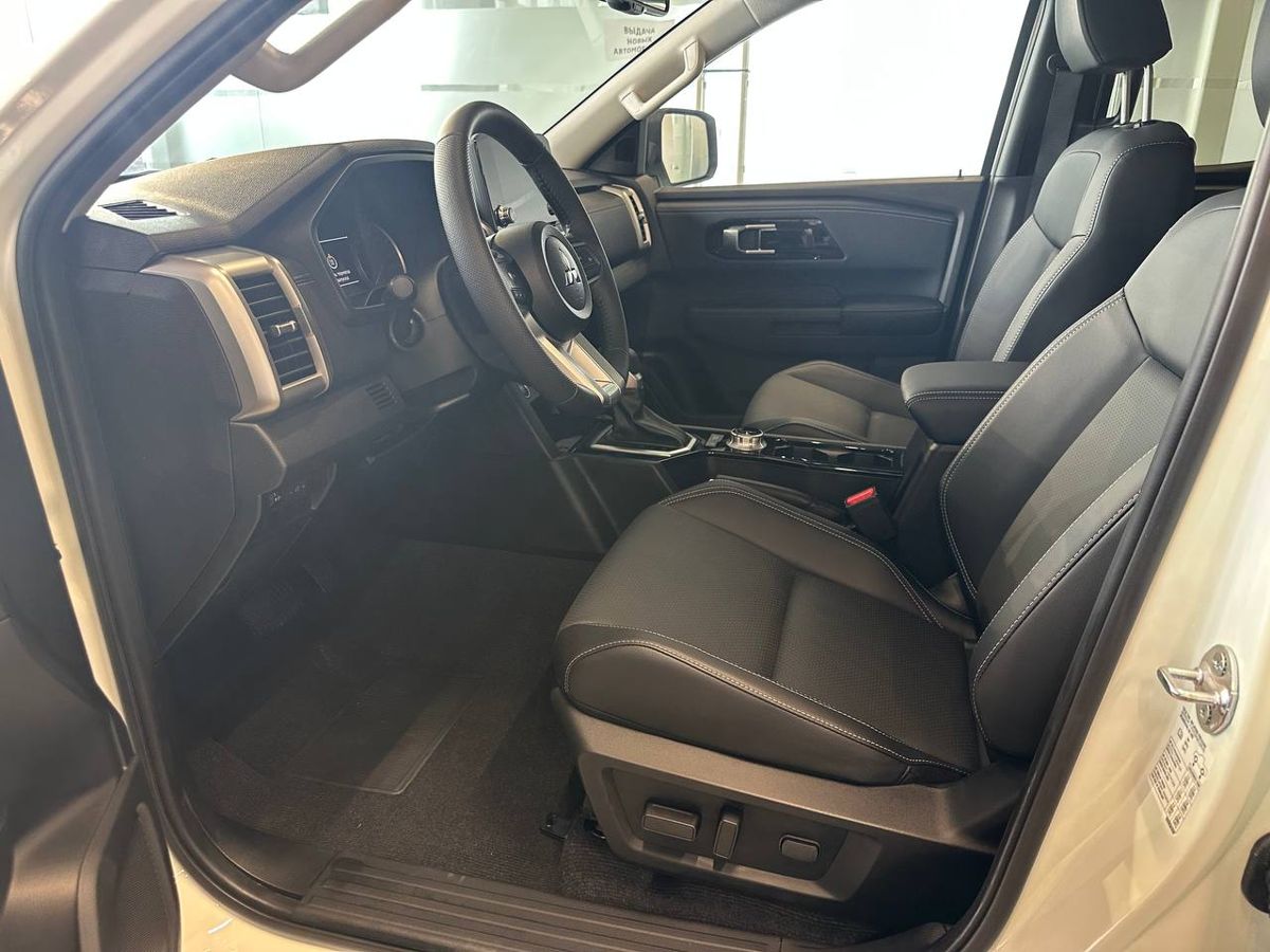 Mitsubishi L200 - фото 10