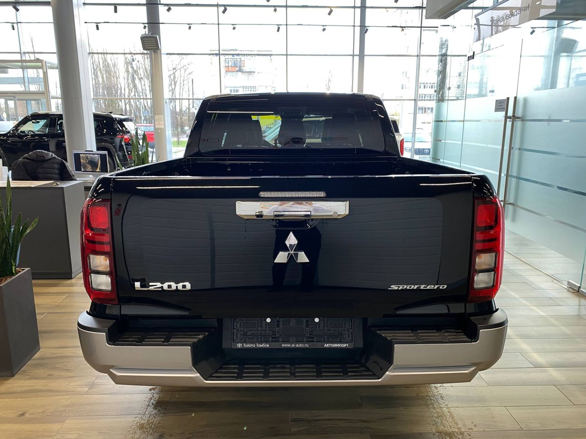 Mitsubishi L200 - фото 5