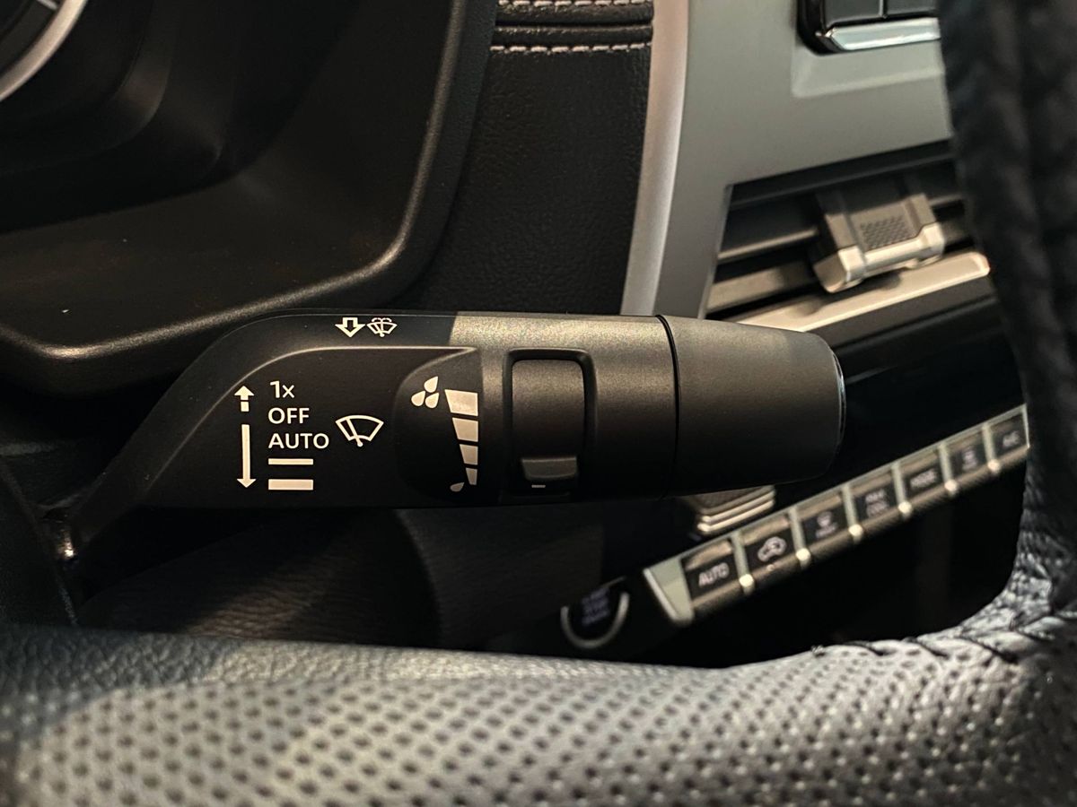 Mitsubishi L200 - фото 17