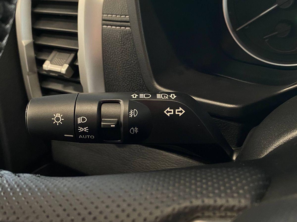 Mitsubishi L200 - фото 17