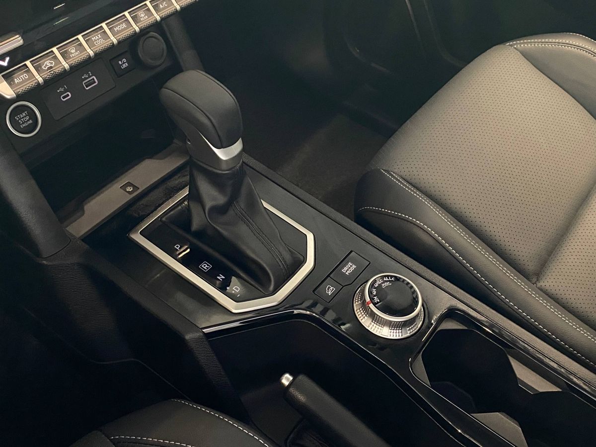 Mitsubishi L200 - фото 21