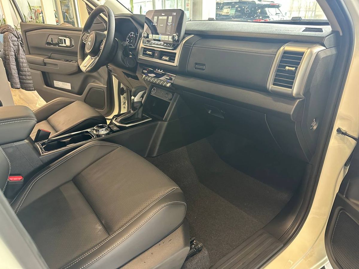Mitsubishi L200 - фото 13