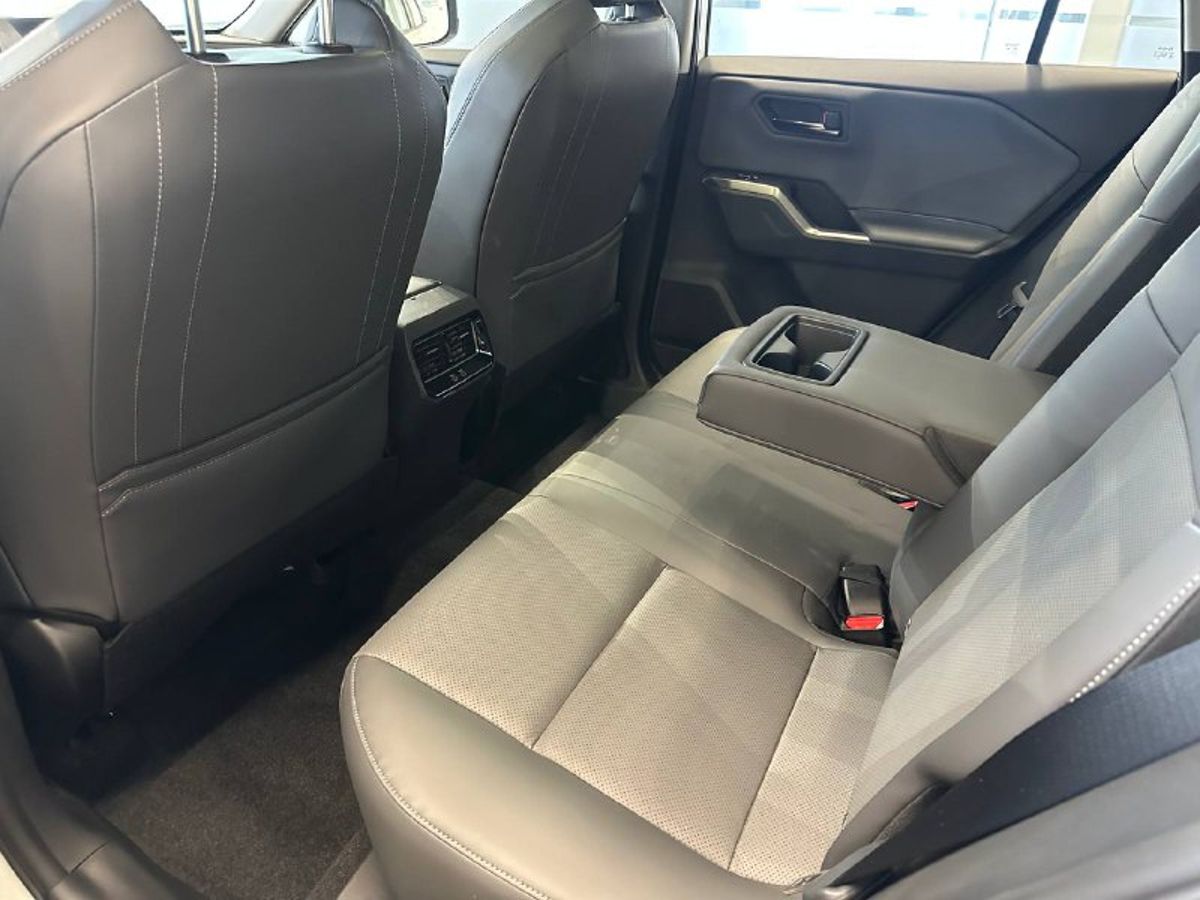Toyota RAV4 - фото 16