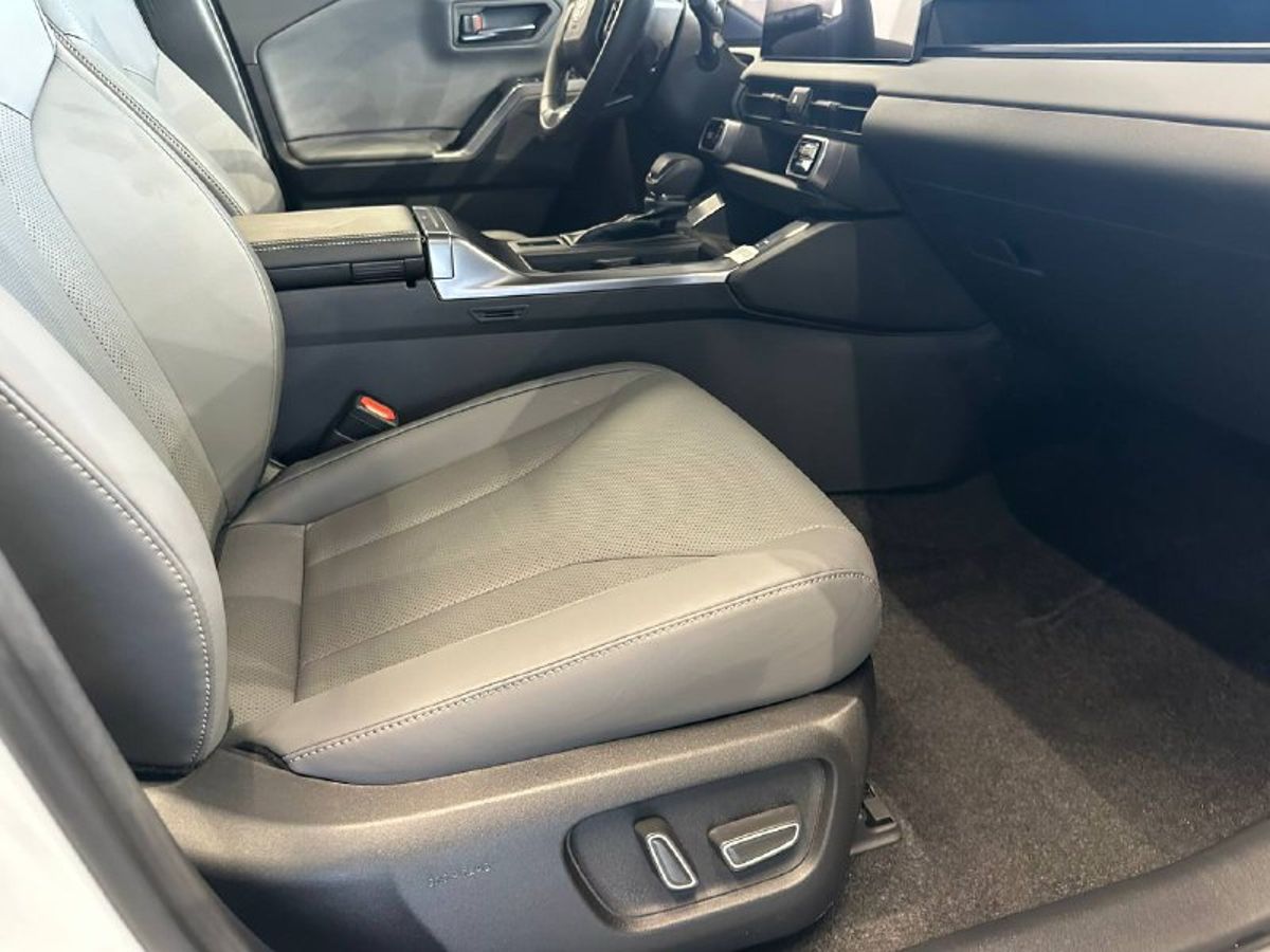 Toyota RAV4 - фото 18