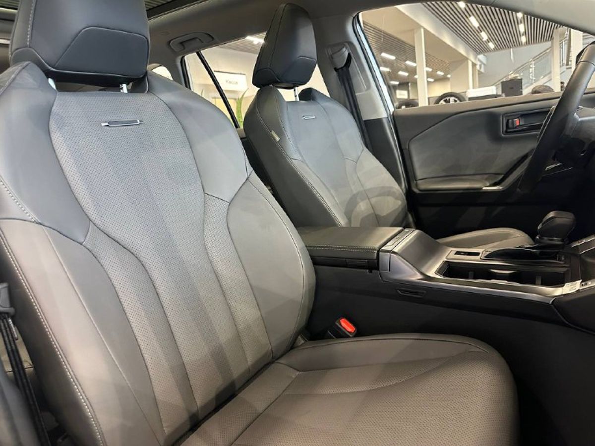 Toyota RAV4 - фото 19