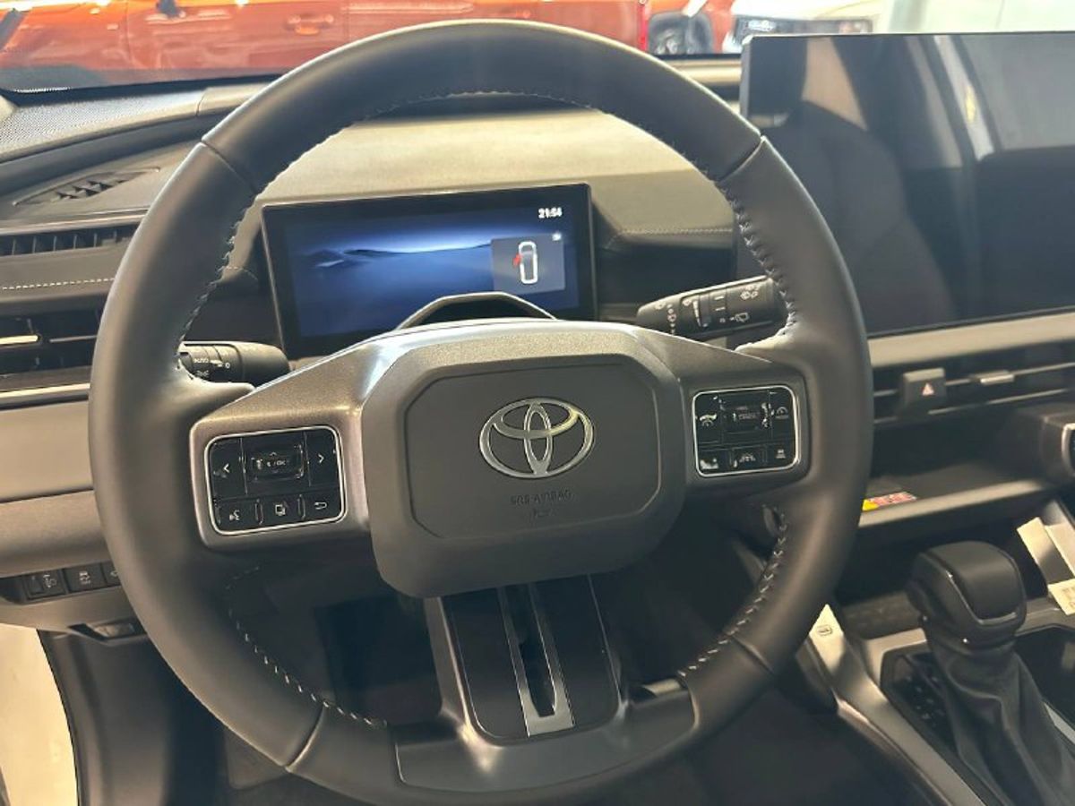 Toyota RAV4 - фото 11