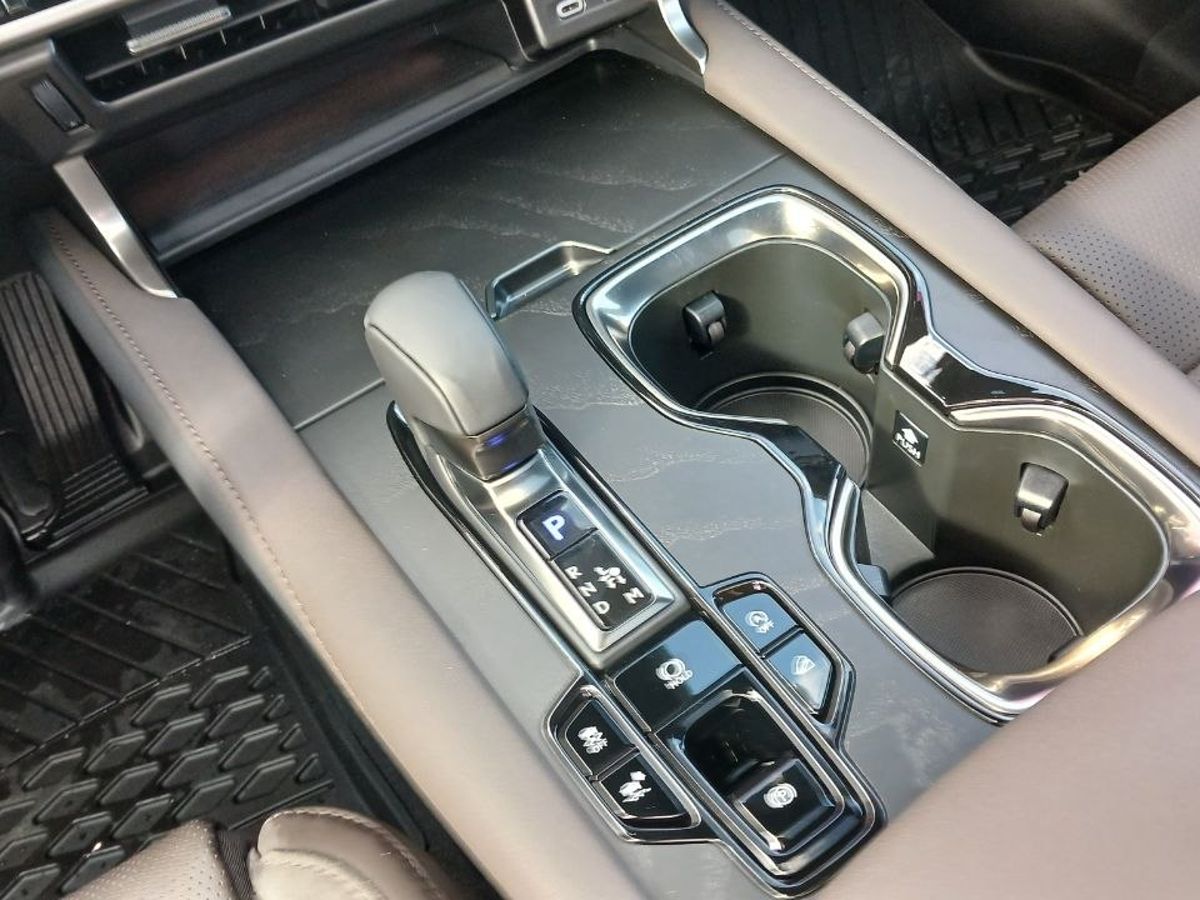 Lexus RX - фото 17