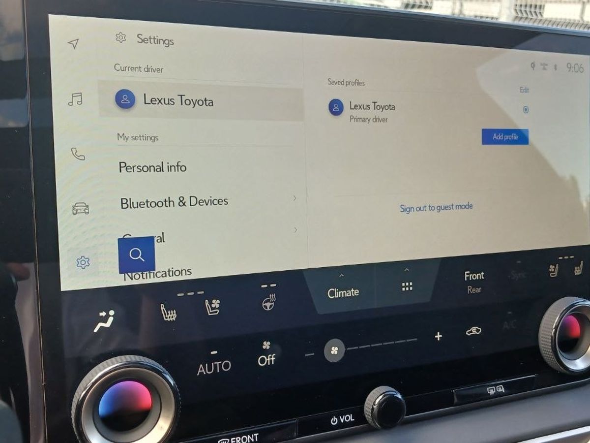 Lexus RX - фото 19