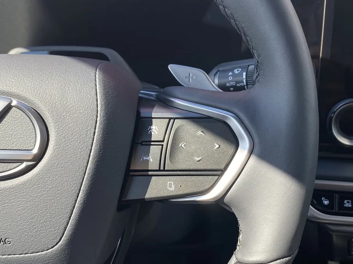 Lexus RX - фото 33