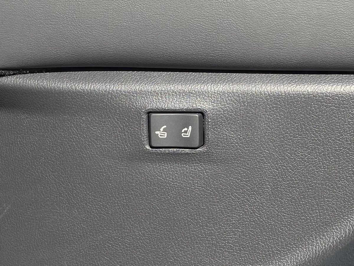 Lexus RX - фото 15