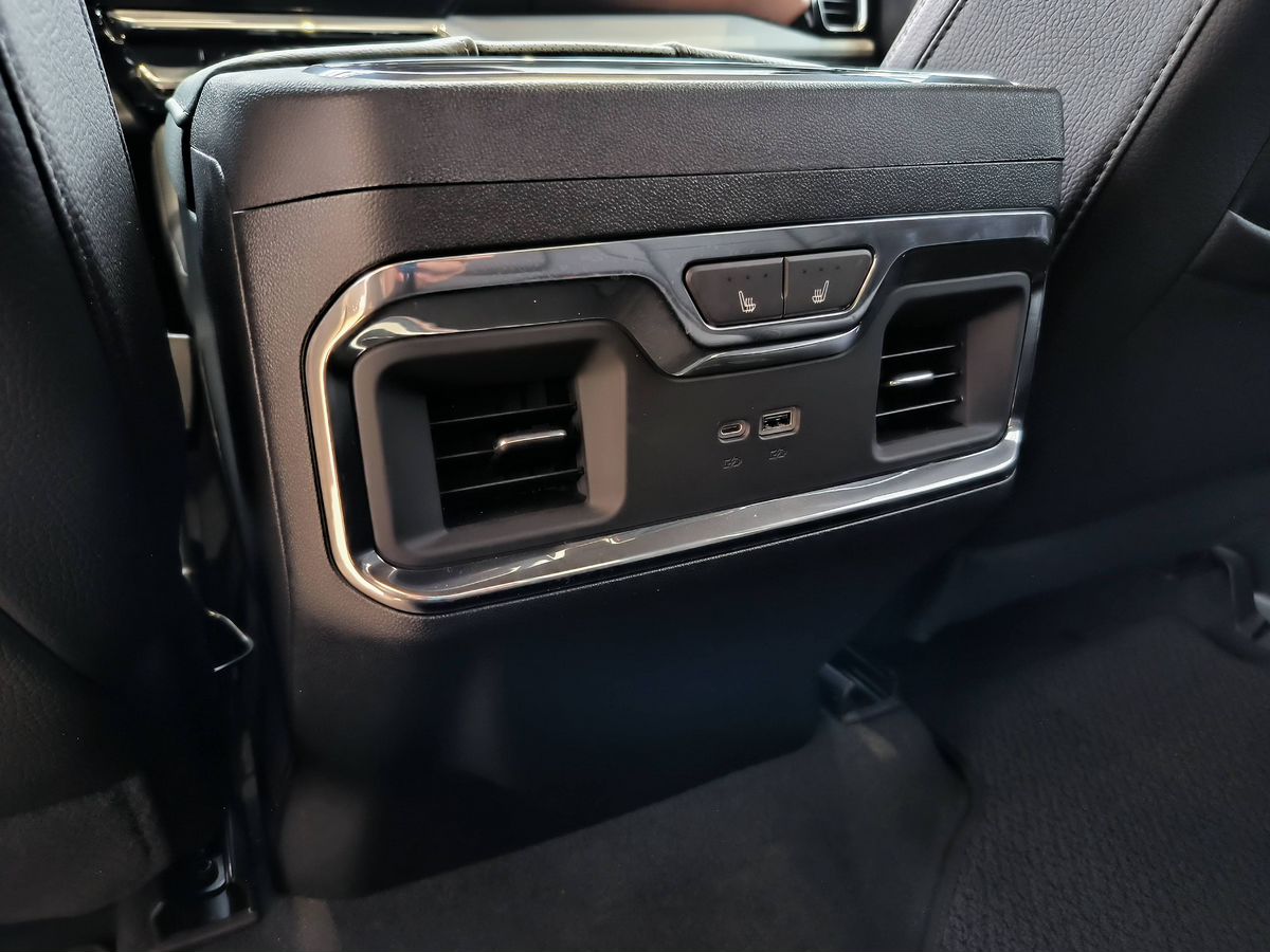 GMC Sierra - фото 22