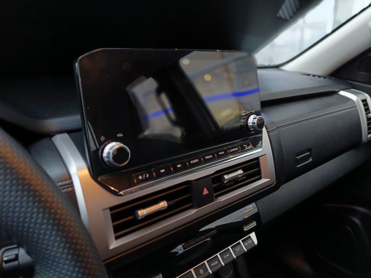 Mitsubishi L200 - фото 24