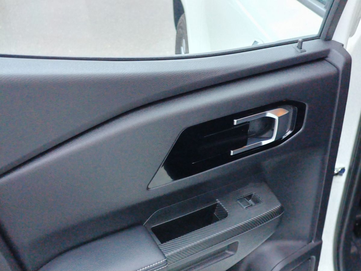Mitsubishi L200 - фото 19