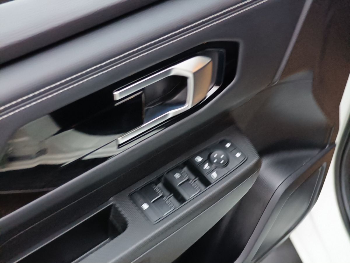 Mitsubishi L200 - фото 28
