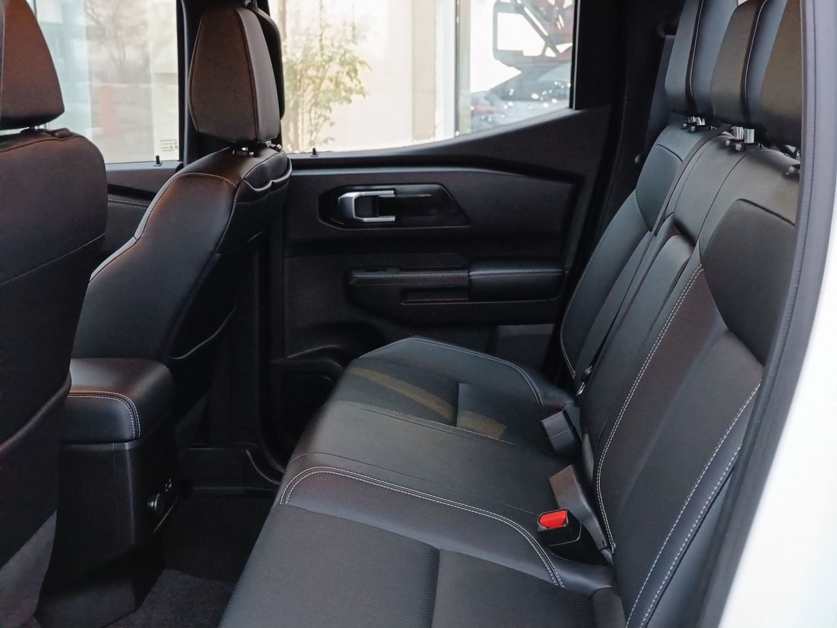 Mitsubishi L200 - фото 18