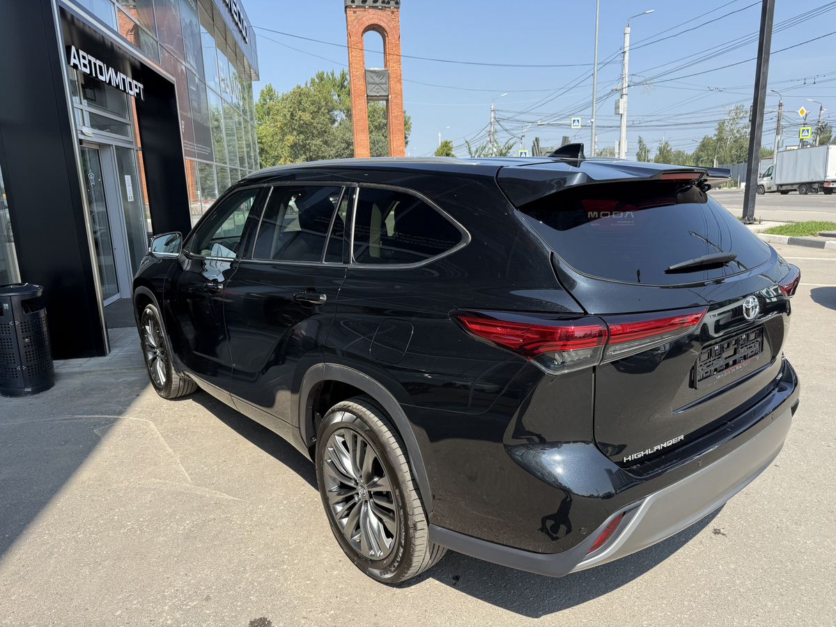 Toyota Highlander - фото 4