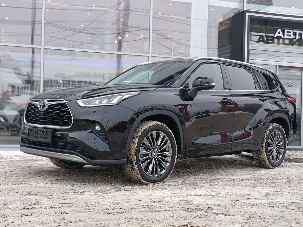 Toyota Highlander - фото 1