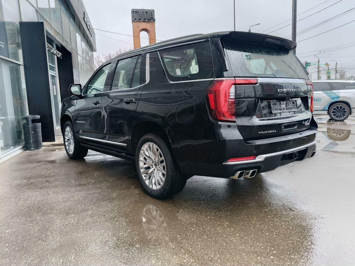 GMC Yukon - фото 11