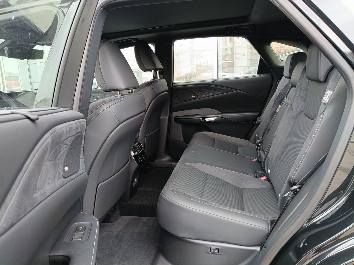 Lexus RX - фото 9