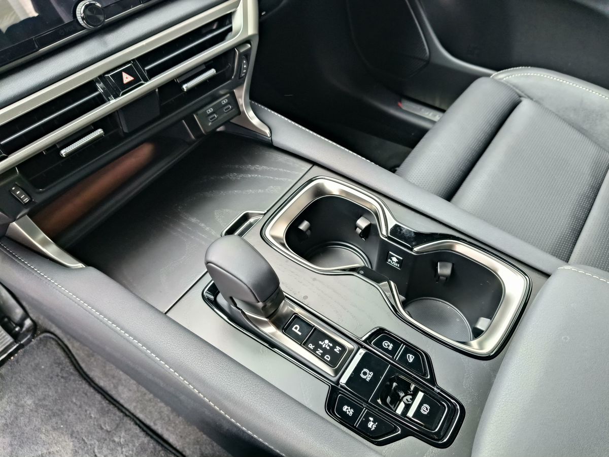 Lexus RX - фото 16