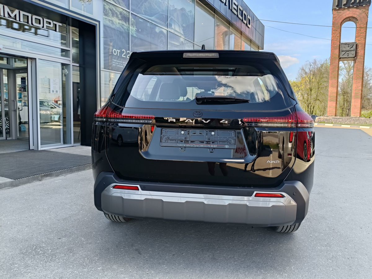 Toyota RAV4 - фото 7