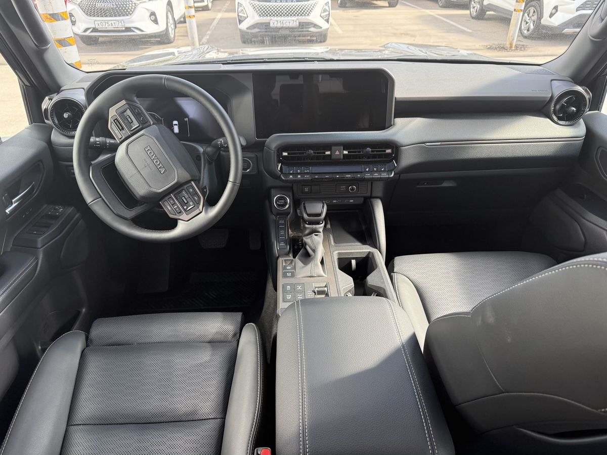 Toyota Land Cruiser Prado - фото 7