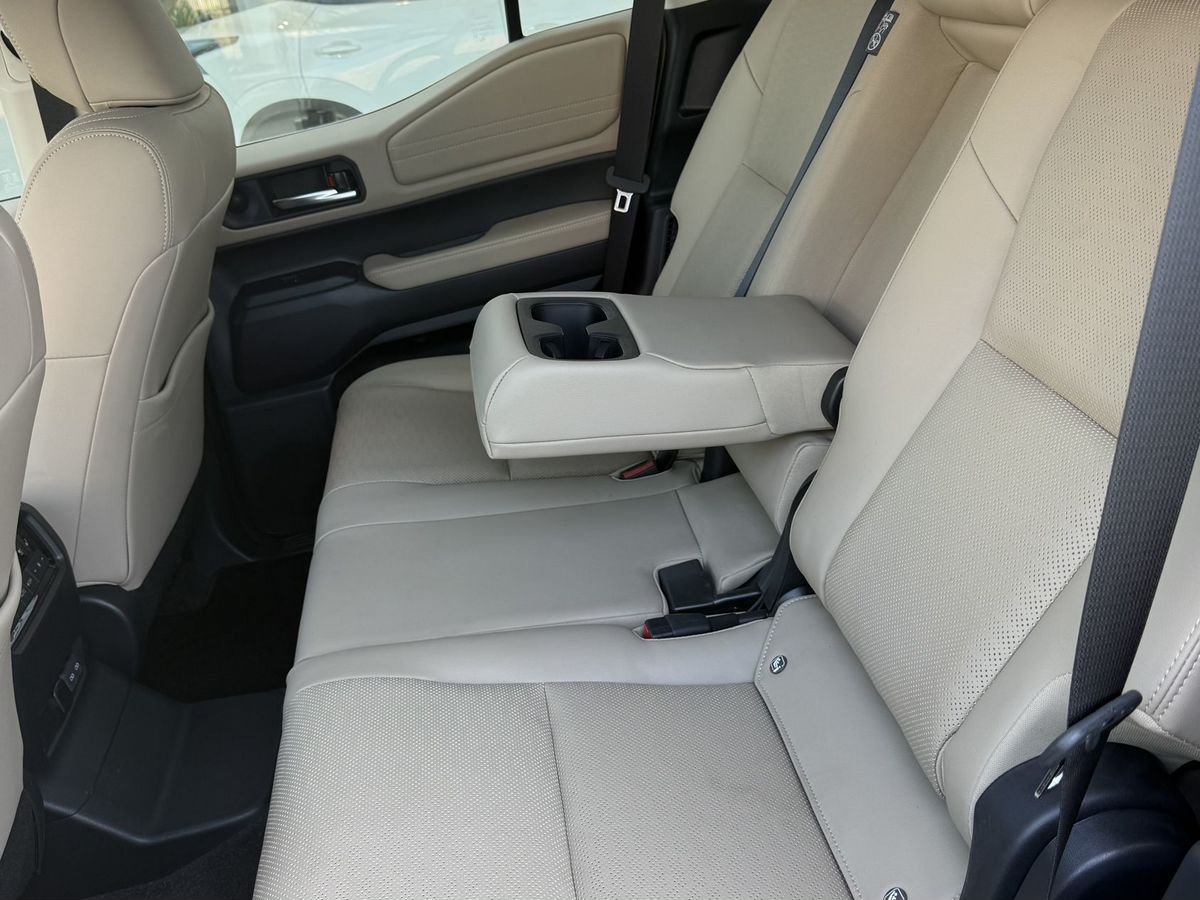 Toyota Land Cruiser Prado - фото 12