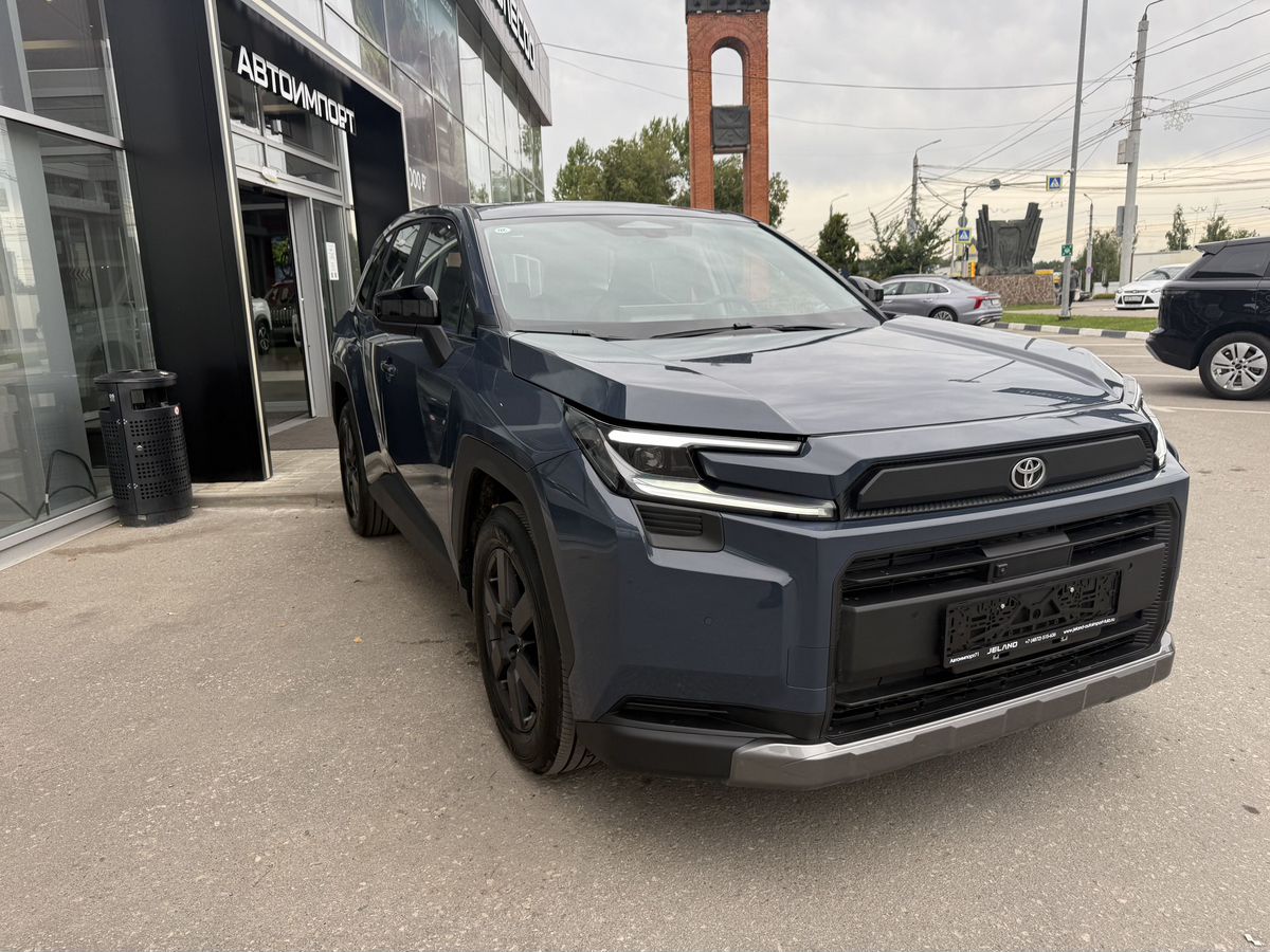 Toyota RAV4 - фото 3