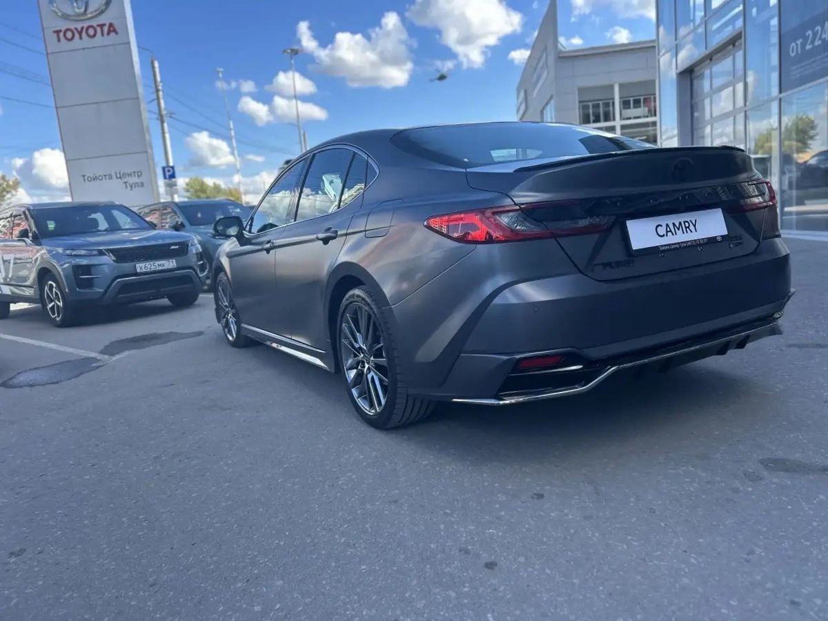 Toyota Camry - фото 6
