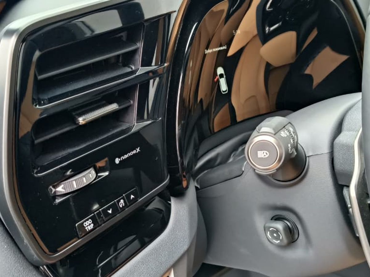 Lexus RX - фото 8