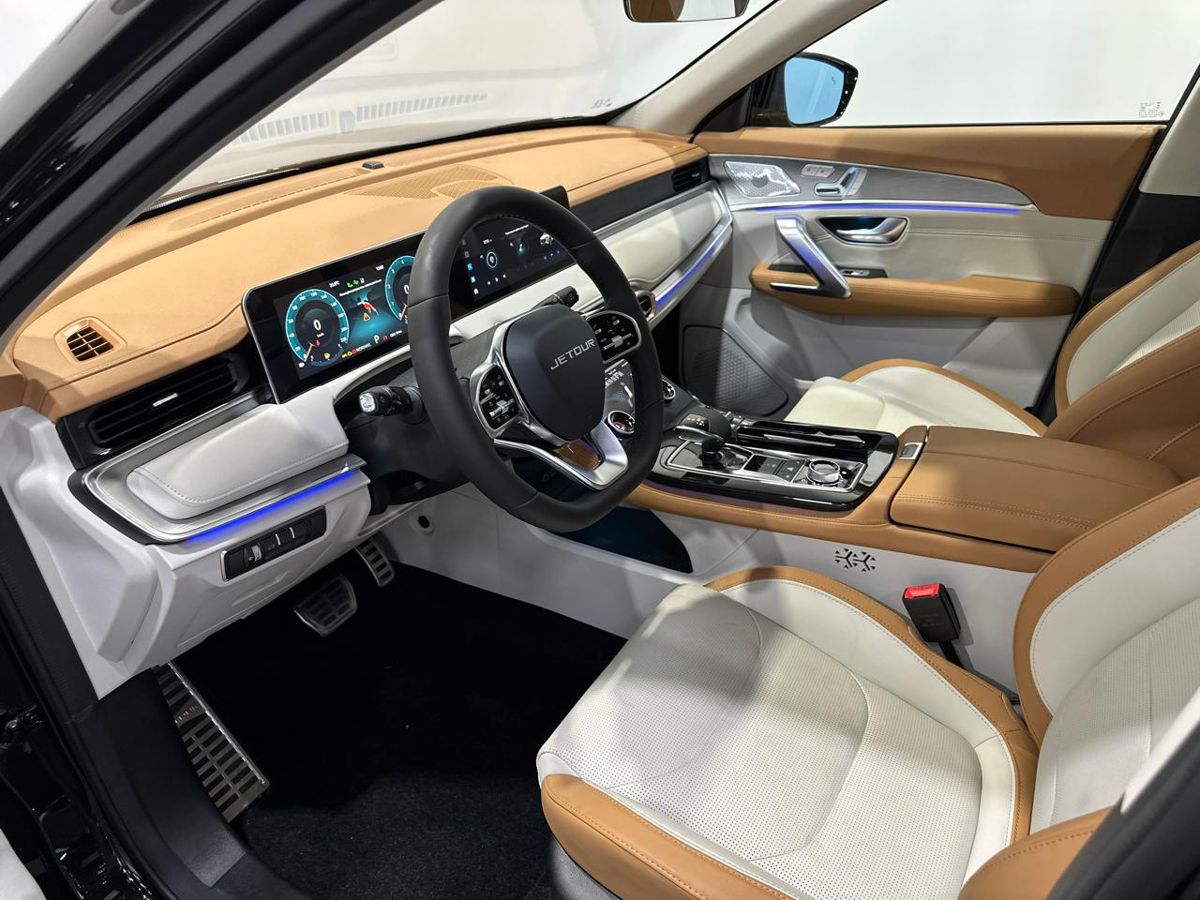 Jetour X70 PLUS 2025 9
