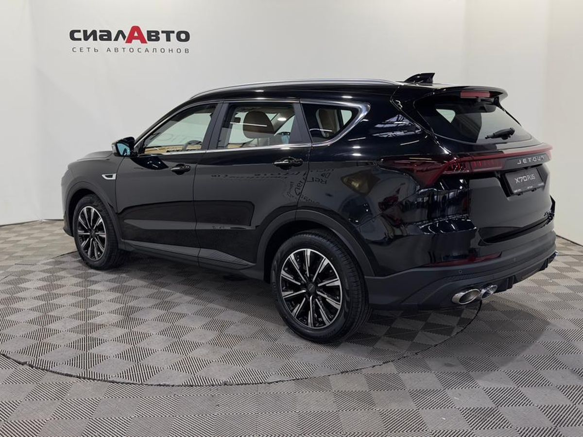 Jetour X70 PLUS 2025 3